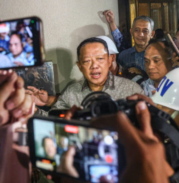 Ditetapkan Tersangka TPPU, Mantan Jampidsus Ferbrie Adriansyah Ditahan di Rutan KPK