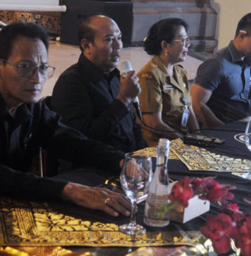 Dua Komisi Kunjungi Sekolah saat SPMB SMP di Denpasar Hampir Usai, Ini yang Disoroti