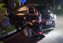 Dua Mobil Tabrakan di Renon, Sejumlah Orang Cedera