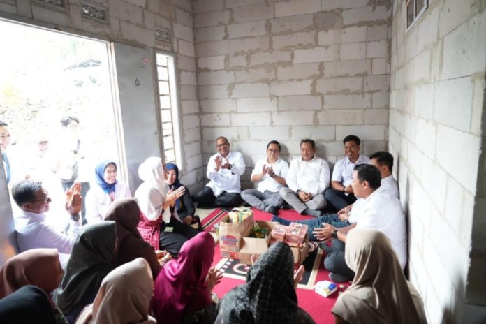 Dukung Penguatan Ekonomi Kerakyatan, Danantara Tinjau Pemberdayaan Nasabah PNM Di Mojokerto 1