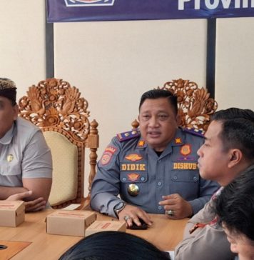 Efektif Kurangi Kemacetan, Dishub Badung dan Forum LLAJ Resmi Tetapkan Rekayasa Lalin Pecatu-Uluwatu Secara Permanen