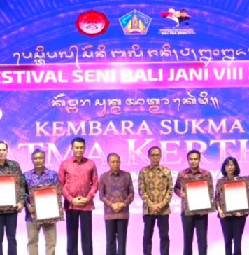 FSBJ VIII Resmi Ditutup, Ini Sepuluh Sastrawan dan Budayawan Terima Bali Jani Nugraha 2026