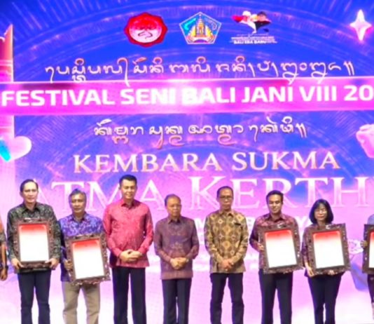 FSBJ VIII Resmi Ditutup, Ini Sepuluh Sastrawan dan Budayawan Terima Bali Jani Nugraha 2026