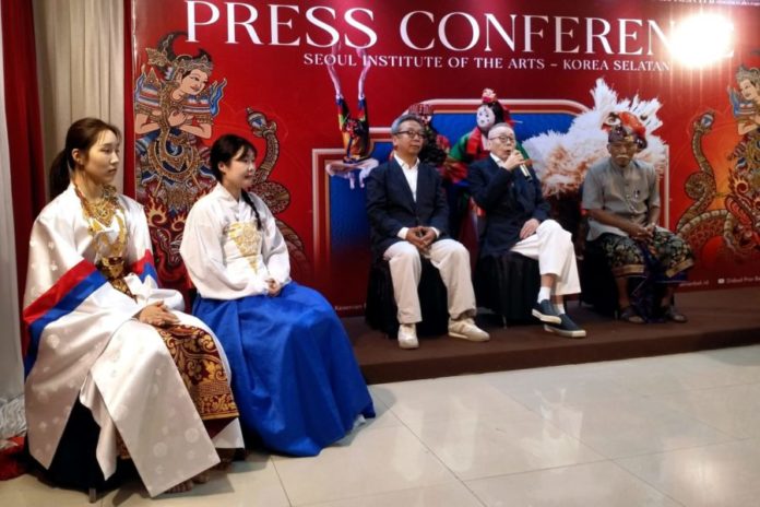 Godogan Kolaborasi Seniman Bali Korea Dipentaskan Pada PKB 2026 1
