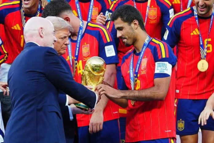 Kapten Timnas Spanyol Rodri Sabet Bola Emas Piala Dunia 2026 1