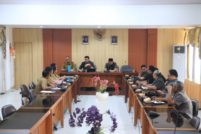 Komisi III Cari Solusi Kondisi Keuangan Dan Utang RSU Negara 1