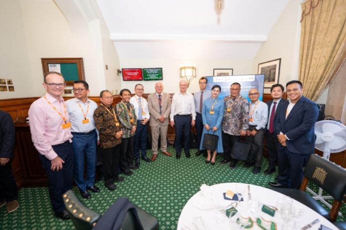 Koster Tawarkan Bali Sebagai Pusat Investasi Hijau, Target Net Zero Emission 2045 1