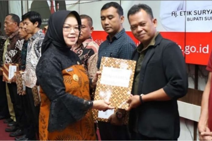 KPK Kembali Lakukan OTT, Giliran Bupati Sukoharjo Diamankan 1