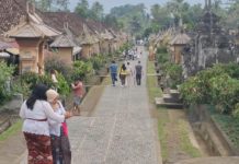 Kunjungan Wisatawan ke Penglipuran Masih Stabil, Capai 2.000 Orang Per Hari