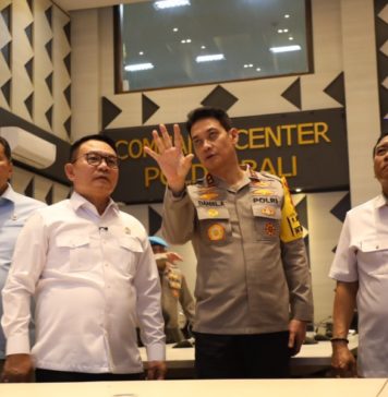 Kunjungi Polda Bali, Kepala Staf Kepresidenan Tinjau SPKT