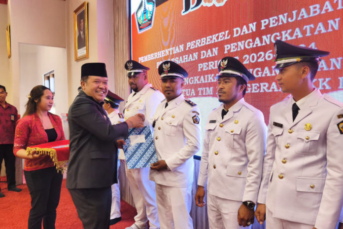 Lantik 9 Perbekel, Bupati Intruksikan Desa Tuntaskan Pendataan Digital Dalam Dua Minggu 1