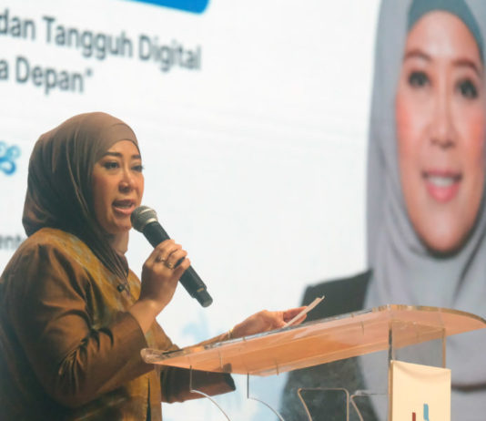 Menkomdigi Ingatkan 7 Risiko Utama Intai Anak di Ruang Digital