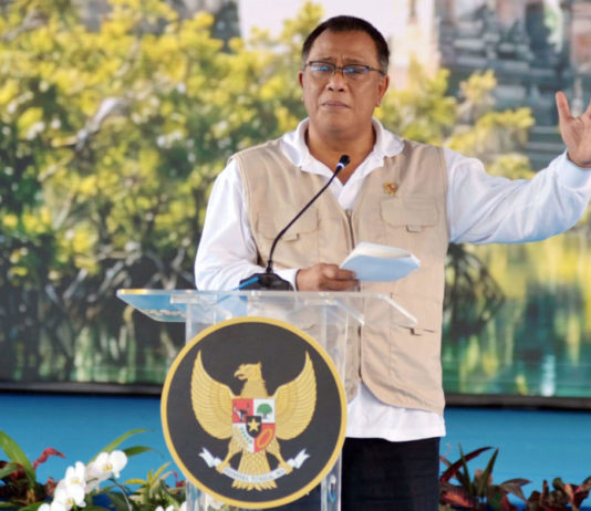 Menteri Jumhur: Mangrove Tidak Hanya Selamatkan Lingkungan, Juga Menguntungkan Secara Ekonomi di Masa Depan
