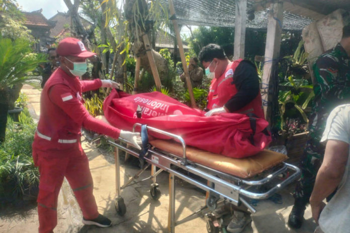 Ojol Ditemukan Meninggal Di Bedeng, Diduga Karena Sakit 1