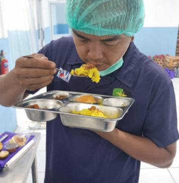 Pastikan Layak Konsumsi, Sidokkes Polres Gianyar Uji Klinis Menu MBG di SPPG