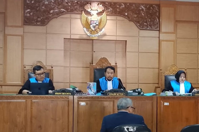 Penghentian Lift Kaca Mestinya Sesuai Prosedur 1