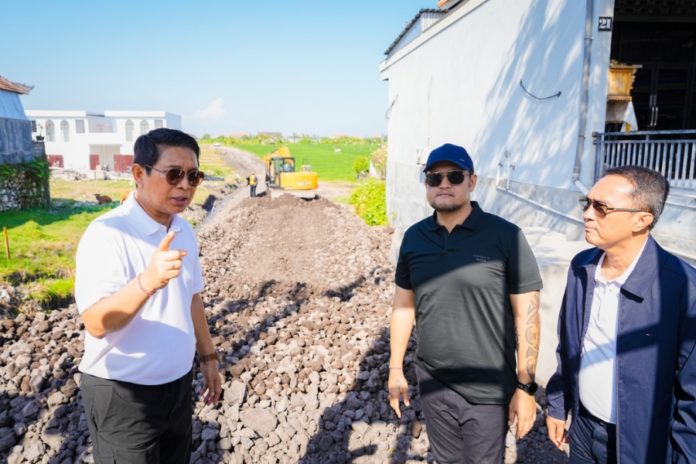 Percepat Solusi Kemacetan, Bupati Dan Wabup Badung Tinjau Proyek Jalan Lingkar Barat 2