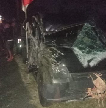 Pick Up Oleng Tabrak Truk Fuso di Kayubihi, Pengemudi Luka-luka