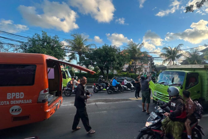 Pingsan Di Lumintang, Sopir Truk Akhirnya Meninggal 1