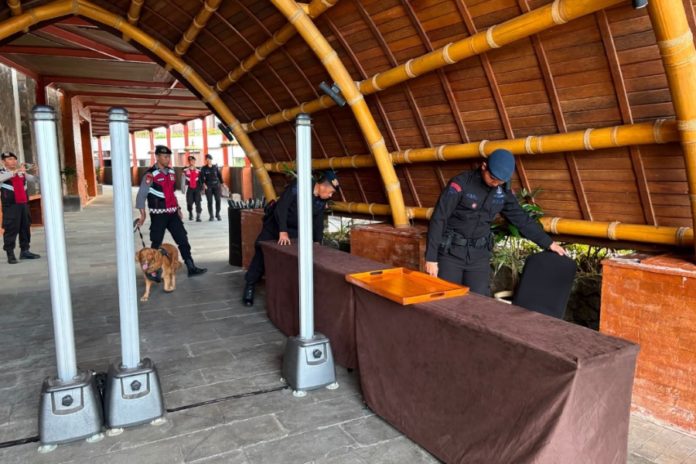 Polsek Kutsel Kerahkan Personel Antisipasi Gangguan Kamtibmas Selama Event Internasional 1