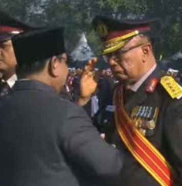 Presiden Anugerahkan Pangkat Kehormatan pada Mantan Ajudan Soekarno