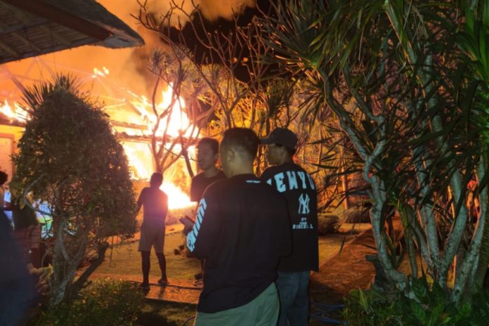 Restoran Vila Di Lembongan Terbakar, Kerugian Capai Ratusan Juta 1