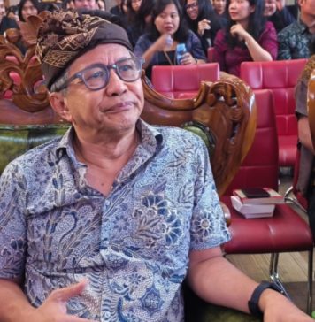 Rocky Gerung Ajak Semua Pihak Kawal Kasus Hukum Mantan Jampidsus