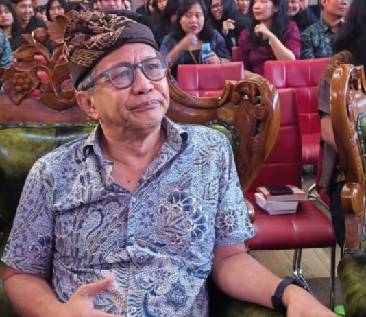 Rocky Gerung Ajak Semua Pihak Kawal Kasus Hukum Mantan Jampidsus