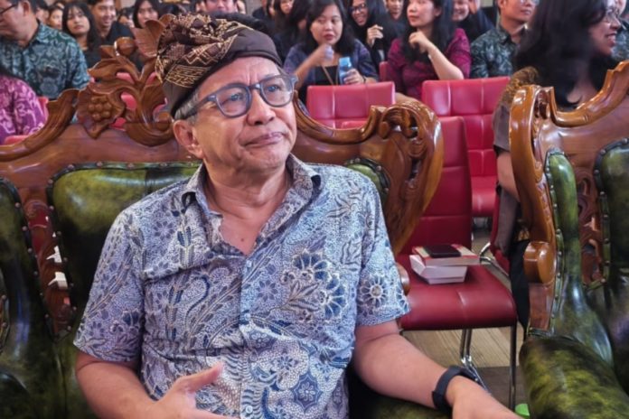 Rocky Gerung Ajak Semua Pihak Kawal Kasus Hukum Mantan Jampidsus 1
