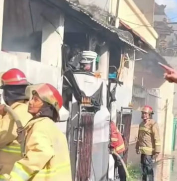 Rumah Sekaligus Tempat Kos di Denbar Terbakar