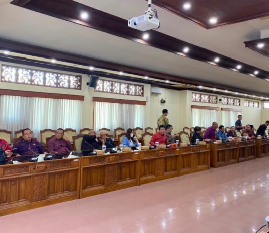 SPMB SMA/SMK Bali Baru Terisi 73 Persen, DPRD Minta Tak Ada Siswa Gagal Peroleh Sekolah