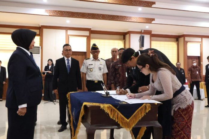 20 Pemohon Kewarganegaraan Disahkan Jadi WNI 1