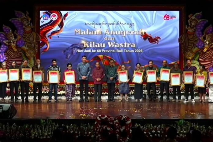 20 Seniman Dan Budayawan Bali Raih Penghargaan Dharma Kusuma 2026 1