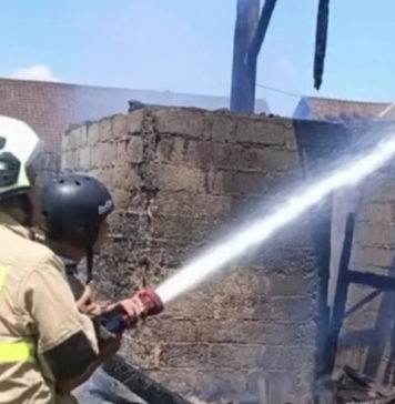 Bekas Gudang Genteng di Darmasaba Terbakar