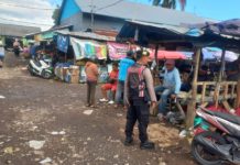 Antisipasi Premanisme dan Pungli, Polsek Gianyar Sisir Area Pasar Samplangan