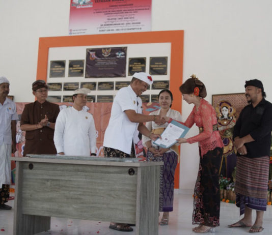 Cepat dan Tak Berbelit-belit, Pelayanan Perizinan di Kepemimpinan Bupati Gus Par Tuai Pujian