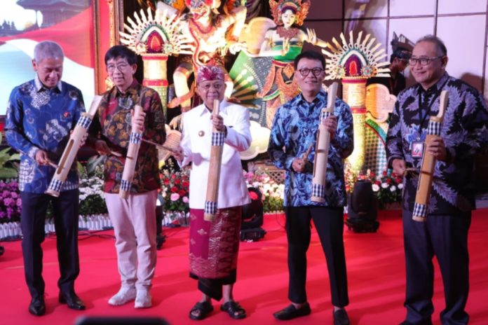 Ciptakan SDM Bali Unggul, Gubernur Koster Dukung Pembelajaran Kolaboratif 1