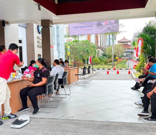 CKG Tumpek Krulut di RSUD Bali Mandara, Puluhan Warga Ikuti Skrining