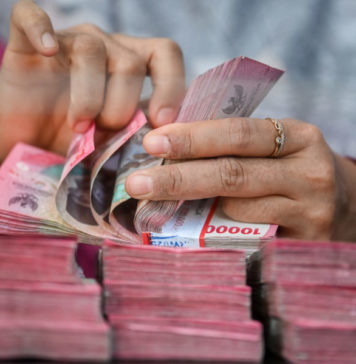 Defisit Neraca Perdagangan Indonesia Sebabkan Melemahnya Kurs Rupiah