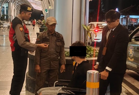 Diduga Depresi, WNA Diamankan di Bandara Ngurah Rai