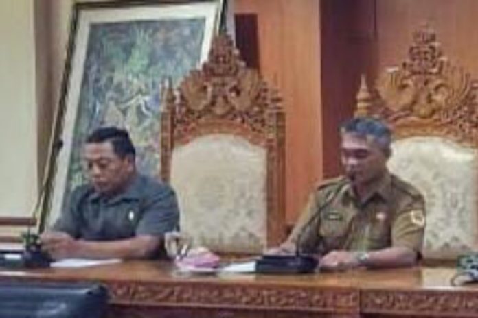 DPRD Gianyar Dorong Isu Pengelolaan Sampah Wajib Masuk Visi Misi Calon Perbekel 1