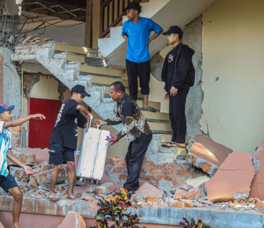 ESDM Sebut Gempa NTT Munculkan Bahaya Ikutan, Mulai dari Gerakan Tanah hingga Likuefaksi