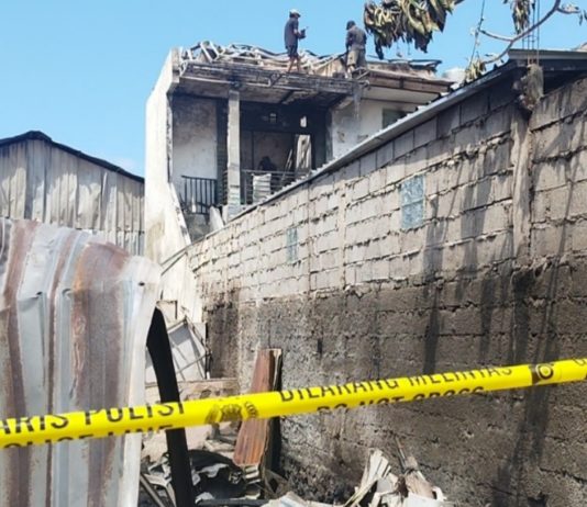 Gaji Ludes dalam Kebakaran di Panjer, Buruh Proyek Blitar Menangis