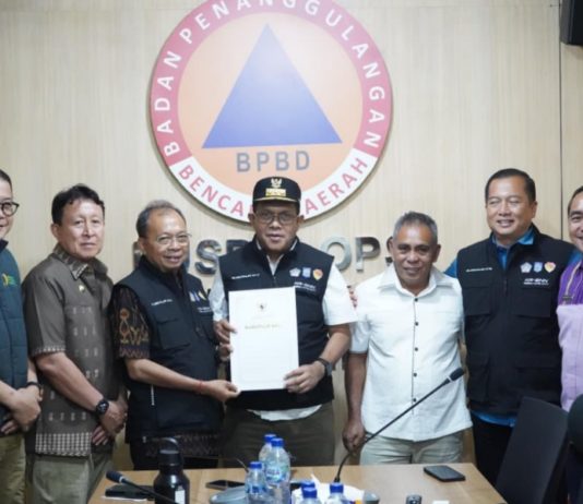 Gubernur Koster Datang ke Labuan Bajo, Bali Tegaskan Komitmen Bantu NTT Pulihkan Dampak Gempa