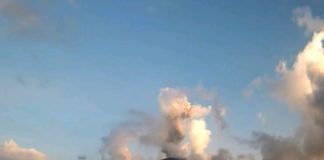 Gunung Lewotobi Laki-laki Erupsi, Kolom Abu Capai 500 Meter