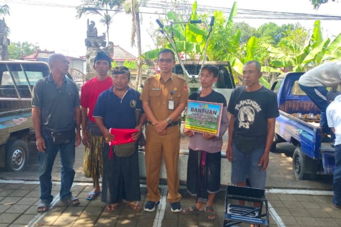 Hingga Agustus, Puluhan Bantuan Alsintan Diserahkan Pada Kelompok Petani Di Karangasem 1