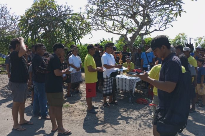 Jaga Kebersamaan Saat Tahapan Pilkel, Warga Tulikup Gelar Lomba Mancing Air Deras 1