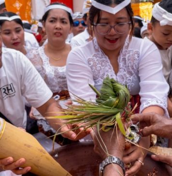Jelang Upacara “Ngenteg Linggih,” Paibon Bedauh Karangsari Gelar Melaspas hingga Yasa Kerti