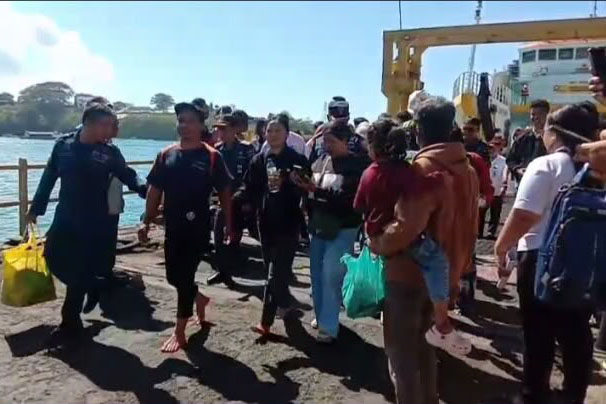 Kapal KMP Putri Yasmin Layak Laut, Penyebab Kebakaran Masih Diinvestigas 1