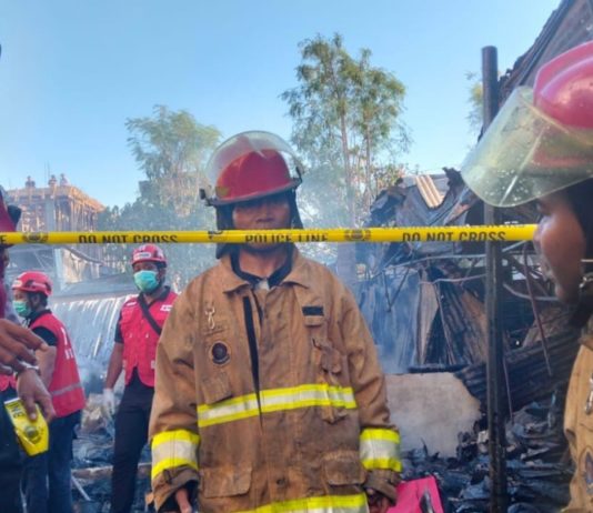 Kebakaran Kos di Panjer, Lansia Tewas Tertimbun dan 1 Karyawan Luka Bakar
